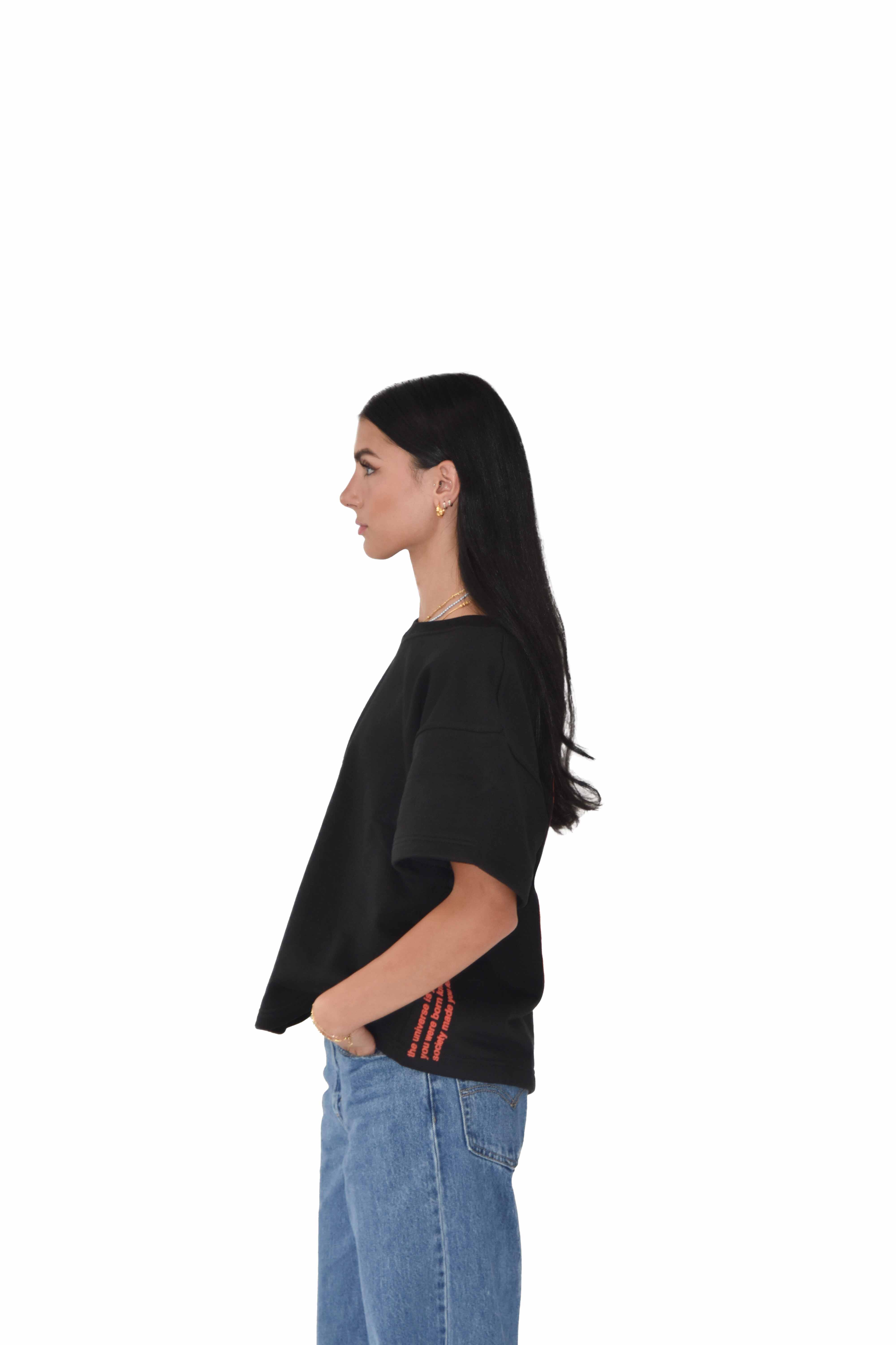 "QAMAR" Oversized Tee